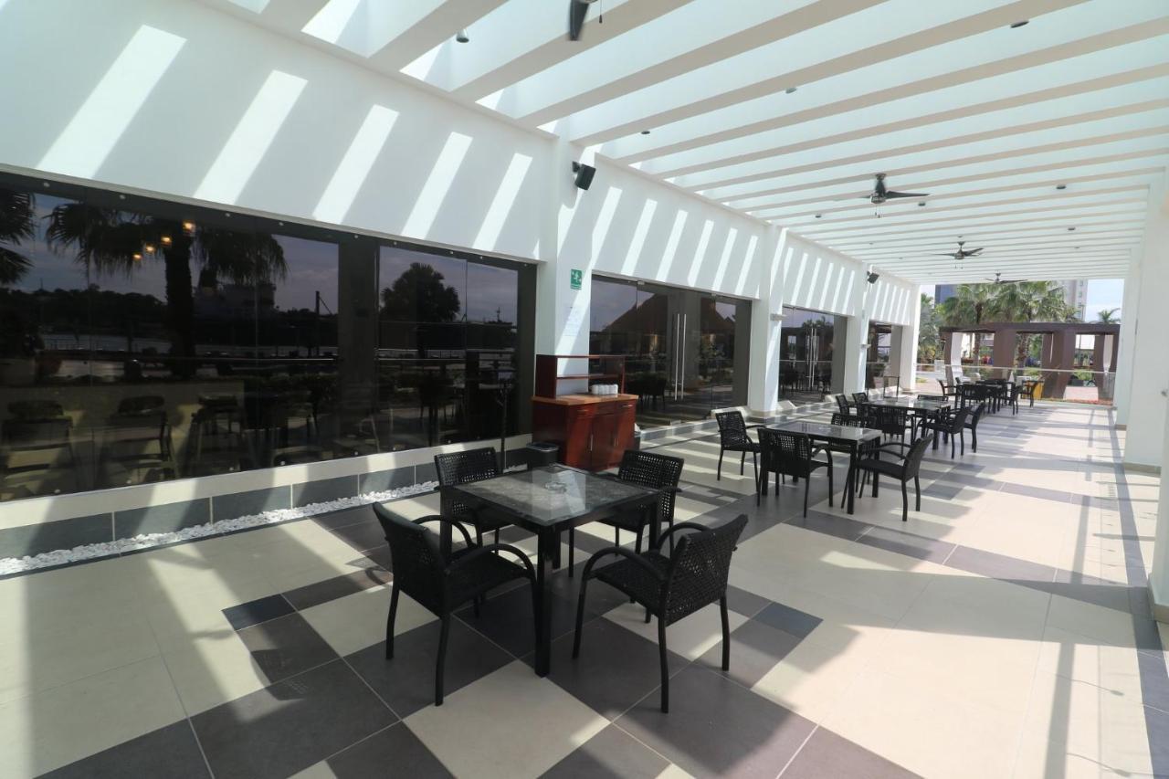 Holiday Inn Tuxpan - Convention Center By Ihg Bagian luar foto